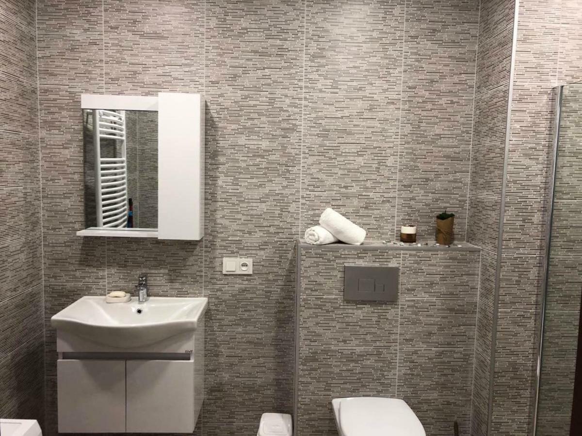 Modern Apartment Kutaisi Eksteriør bilde